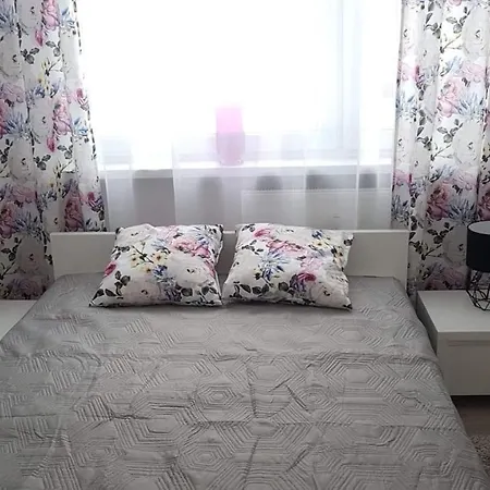 Goscinne Uzdrovisco Cieplice *