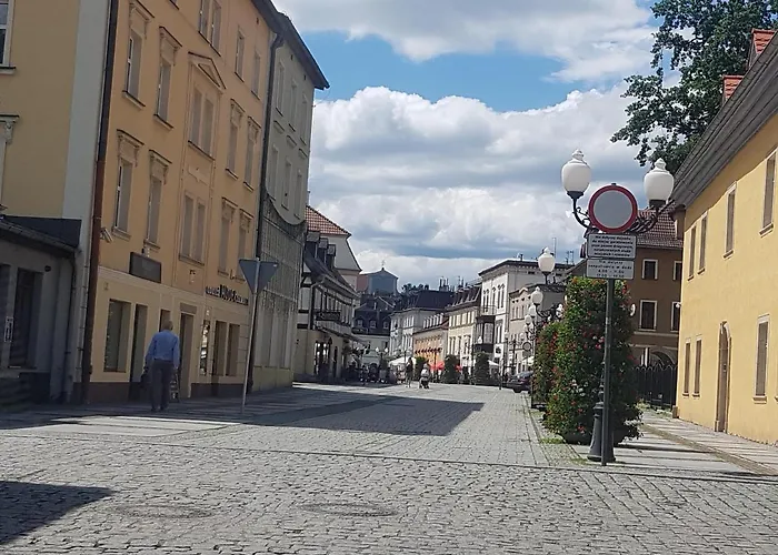 Goscinne Uzdrovisco Cieplice 아파트 옐레니아구라